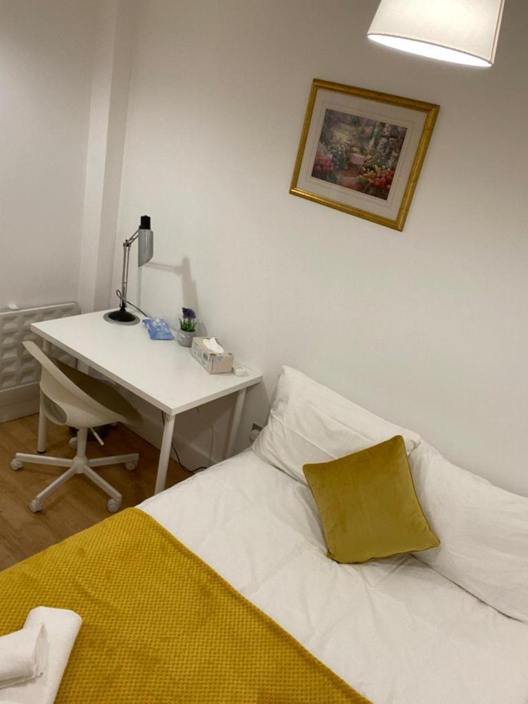 Cosy Private Rooms Near Euston Station, Central London Kültér fotó